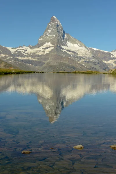 Lake Stellisee Och Montera Matterhorn Vid Zermatt Schweiziska Alperna — Stockfoto