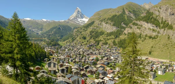 Vista Cidade Zermatt Sobre Alpes Suíços — Fotografia de Stock