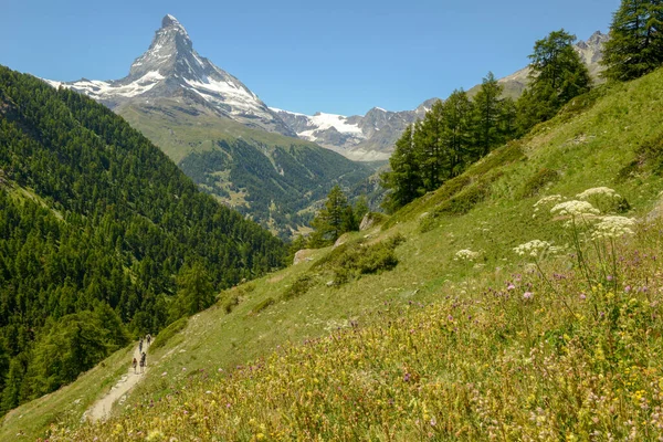 Paisaje Con Monte Matterhorn Sobre Zermatt Los Alpes Suizos —  Fotos de Stock