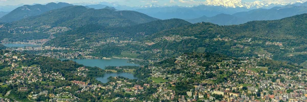 スイスのルガーノとマルカントーネ渓谷の空中写真 — ストック写真