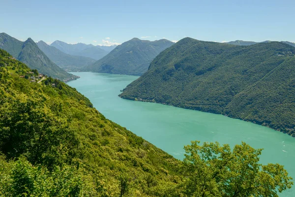 Widok Jezioro Lugano Góry Bre Szwajcarii — Zdjęcie stockowe