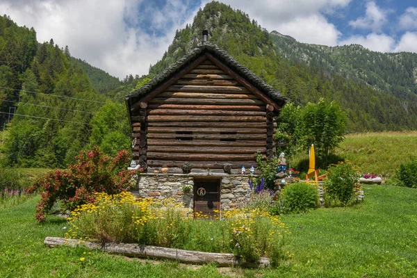 Rural Chalet Bavona Valley Swiss Alps — Stock Photo, Image