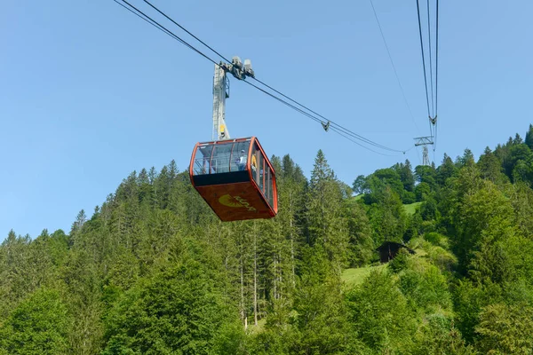 Engelberg Szwajcaria Sierpnia 2020 Kolejka Linowa Łącząca Engelberg Brunni Alpach — Zdjęcie stockowe