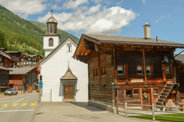 Traditional Wooden Chalet Geschinen Valais Swiss Alps — Stock Photo, Image