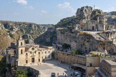 Matera, İtalya - 19 Eylül 2020: İtalya Matera 'daki Saint Pietro Caveoso Kilisesi