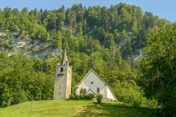 Église Saint Niklausen Sur Les Alpes Suisses — Photo