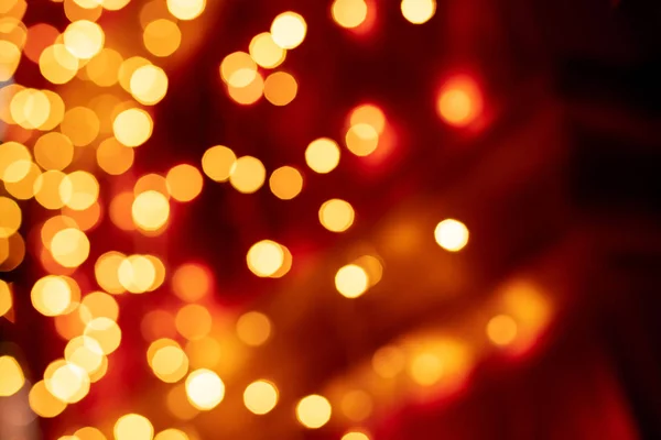 Piros Bokeh Elmosódott Háttér Világítás Arany Füzér Dekoráció Újévi Ünnepség — Stock Fotó