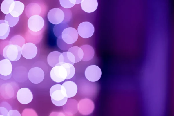 Bokeh Púrpura Luces Borrosas Fondo Decoración Guirnaldas Violetas Para Celebración — Foto de Stock