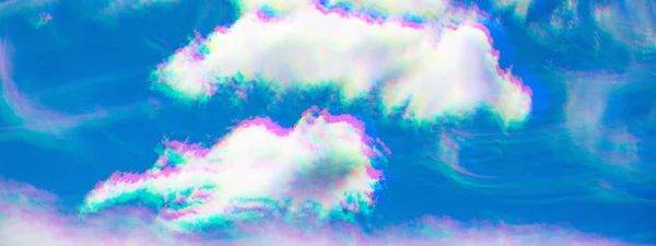 Kék ég gomolyfelhők. Glitch hatása. Tiszta Cloudscape a csapdába — Stock Fotó