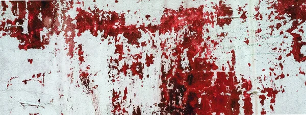 Old white concrete wall stained with red paint. Design texture f — Stock Photo, Image