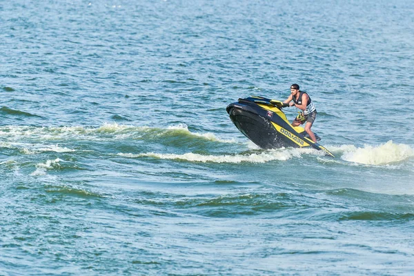 Voronezh Russia 2019 Man Water Scooter Splashes Drops Summer Vacation — Stock Photo, Image