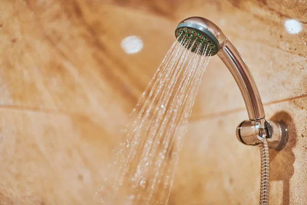 Cabeza Ducha Baño Cabezal Ducha Con Gotas Agua Caliente Borrosa —  Fotos de Stock