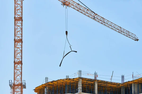 Guindaste Construção Trabalhando Complexo Construção Eleição Novo Shopping Center Cidade — Fotografia de Stock