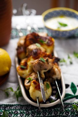Tavuk Souvlaki lemon.style rustic.selective odak