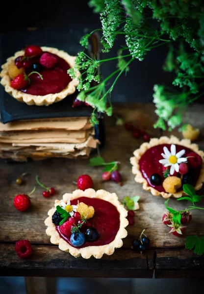 Mixed Berry Caillé Tartelettes Rustic Style Selective Focus — Photo