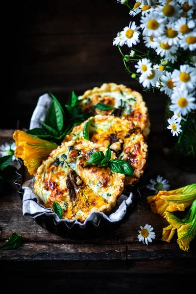 Squash Blossom Tart Style Rustic Selective Focus — Stockfoto