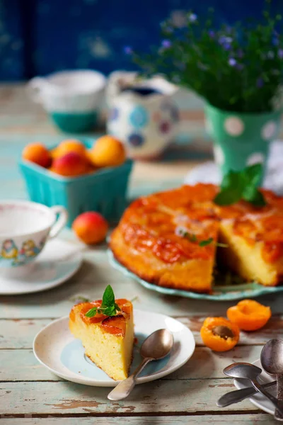 Albicocca Upside Alba Cake Style Rustic Selective Fuoco — Foto Stock