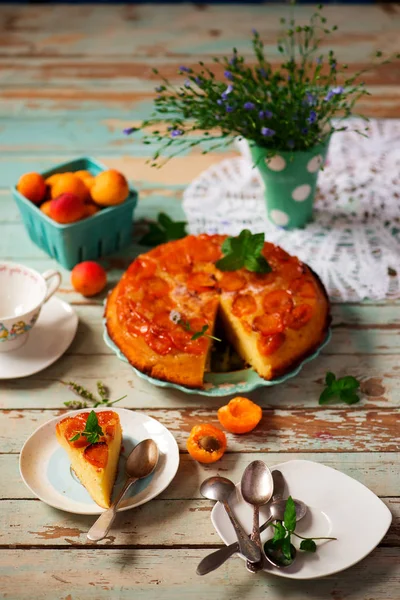 Aprikos Upside Dawn Cake Style Rustic Selective Fokus — Stockfoto