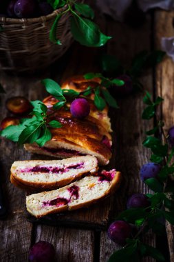 Hala Erik ve süzme peynir ile... . Karanlık rustik photo.selective odak