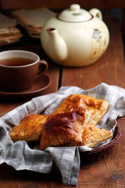 Salam ve peynir puff pastry.style rustik... seçici odak