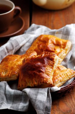 Salam ve peynir puff pastry.style rustik... seçici odak