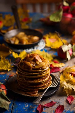 Elma .selective odak tepesi ile kabak krep