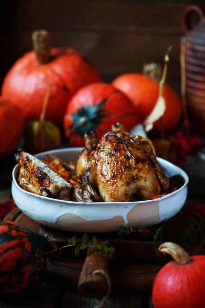 Poules Corniches Farcies Avec Citrouille Style Rustic Selective Focus — Photo