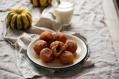 nutella doldurulmuş kabak churro bites.style vintage.selective odak