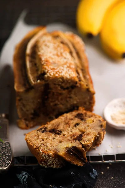 Wegańskie Banana Tahini Czekolady Bread Style Vintage Selective Ostrości — Zdjęcie stockowe
