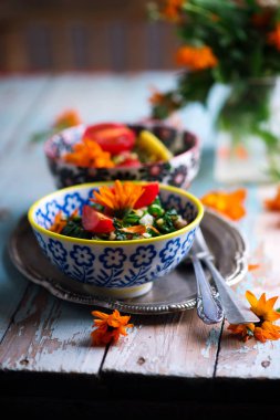 vahşi bahar yeşil tabouli.style rustic.selective odak