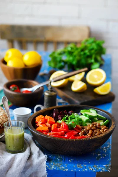 Vegetarische Salade Met Kikkererwten Privaatleven Stijl Selective Focus — Stockfoto