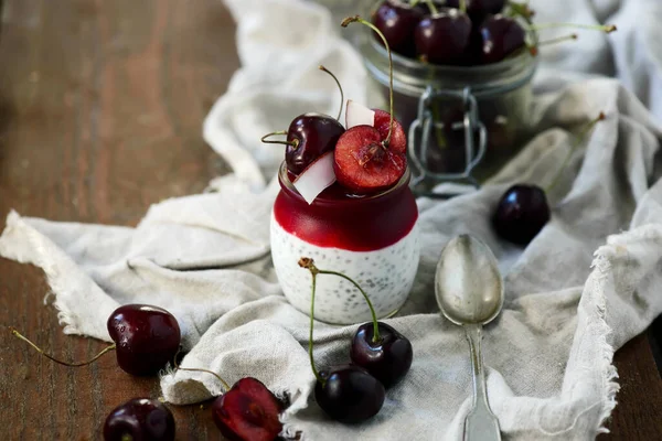 Chia Pudding Con Cherry Style Vintage Selective Focus — Foto Stock
