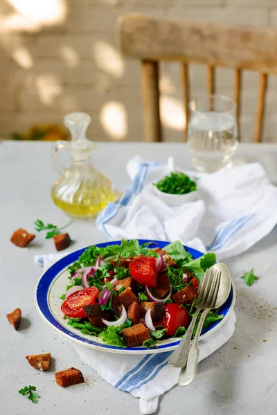 Tomatensalat Panzanella Style Vintage Selektiver Fokus — Stockfoto