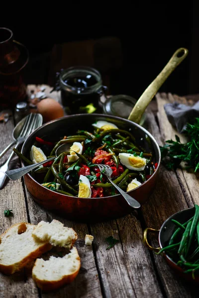 Groene Bonen Spaanse Salade Stijl Rustic Selectieve Focus — Stockfoto