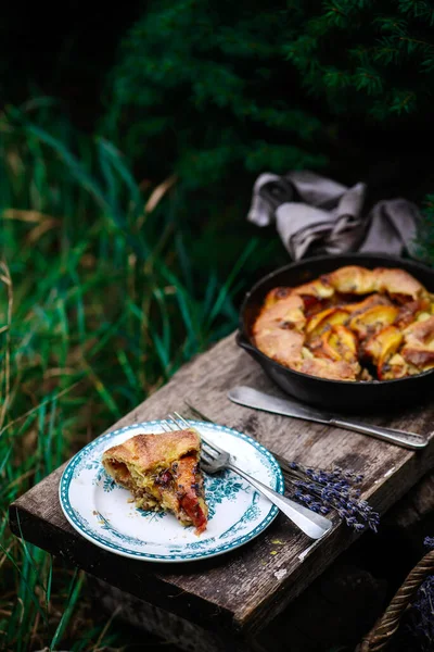 Broskev Francipán Galette Style Rustikální Selektivní Zaměření — Stock fotografie