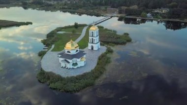Kurtarıcı başkalaşım kilise, Rzhyschiv, Ukrayna