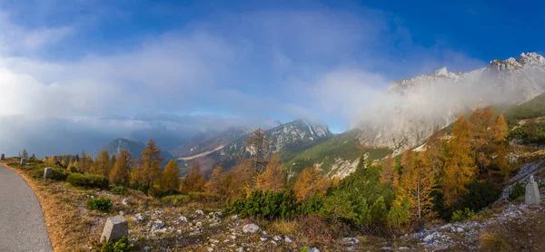 Mangart Сідло Юлійські Альпи Словенія — стокове фото