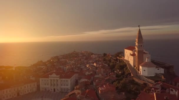 Vista Aérea Antigua Ciudad Pesquera Piran Eslovenia Costa Del Adriático — Vídeo de stock