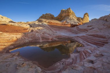 Vermillion Cliffs Ulusal Anıtı'nda Beyaz Cepte Gün Batımı, Arizona.