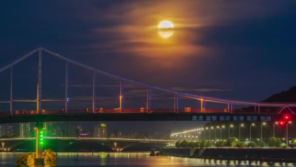 Luna Plina Rasare Deasupra Orasului Kiev Ucraina Timelapse — Videoclip de stoc