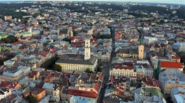 Ukrayna 'nın eski şehri Lviv' in havadan görünüşü
