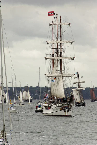 Kiel Alemania Junio 2018 Impresiones Del Desfile Barcos Altos Durante —  Fotos de Stock