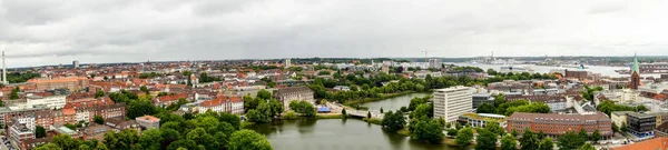 Kiel, Almanya - 24 Haziran 2018: Kieler Woche 2018 9 ve son günden Impressionen