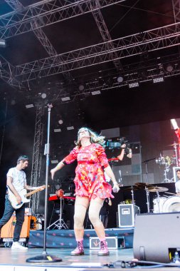 Kiel, Almanya - 25 Haziran 2019: Berlin 'den elektropop müzik grubu 