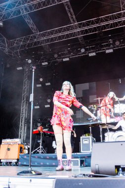 Kiel, Almanya - 25 Haziran 2019: Berlin 'den elektropop müzik grubu 