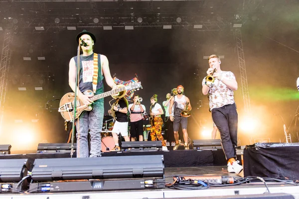 Kiel Alemania Junio 2019 Brasspop Band Querbeat Colonia Presenta Escenario — Foto de Stock