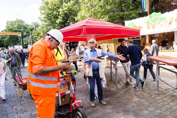 Kiel Niemcy Czerwca 2019 Uliczny Artysta Pico Bello Utrzymuje Kieler — Zdjęcie stockowe