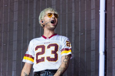 Kiel, Almanya - 28 Haziran 2019: The Band Tokio Hotel, Hrn Stage 'de sahne alıyor