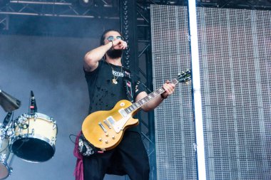 Kiel, Almanya - 28 Haziran 2019: The Band Tokio Hotel, Hrn Stage 'de sahne alıyor