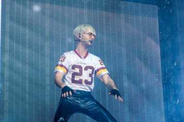 Kiel, Almanya - 28 Haziran 2019: The Band Tokio Hotel, Hrn Stage 'de sahne alıyor